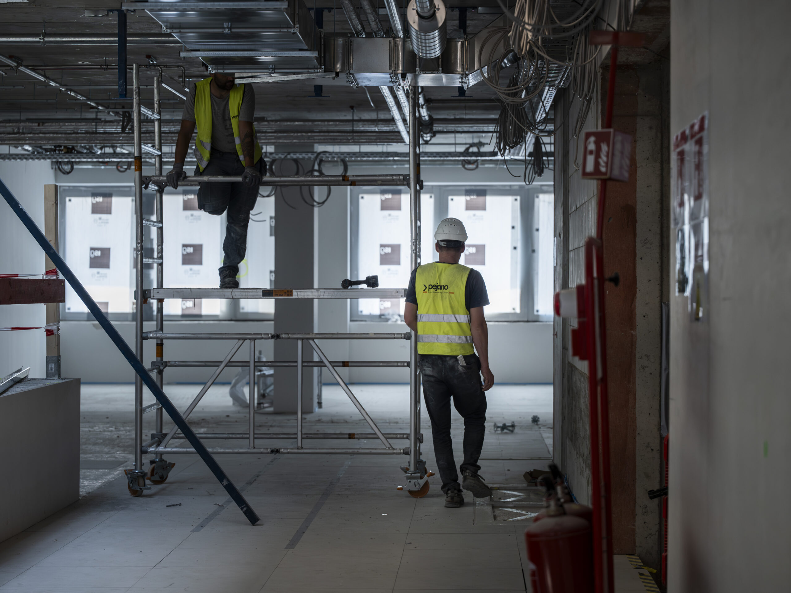 Arbeiter der Pejano Bauunternehmung GmbH im Berlin Quartier Heidestraße
