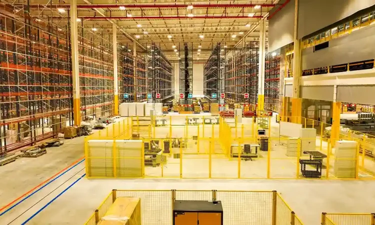 Amazon - Logistikzentrum RGL1